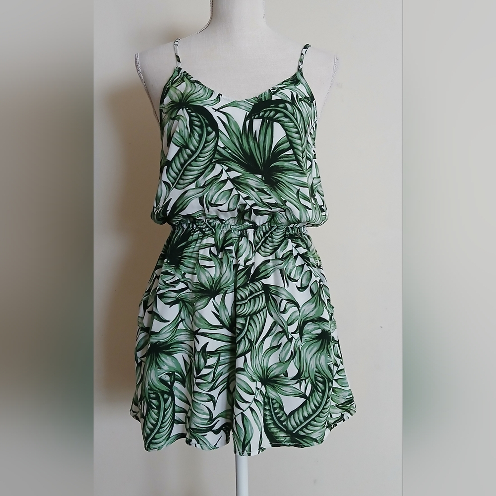 H&M Divided Green Palm Leaf Print Sleeveless Romper